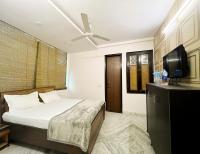 B&B New Delhi - JP House In Shakarpur - Bed and Breakfast New Delhi