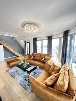Luxury penthouse with jacuzzi, sauna and large terrace with Wawel view - ul. Starowiślna 52/19