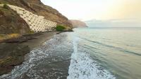 Seaview Apartment, Playa Chica, Las Gaviotas, Apartamento 311 - B&B Santa Cruz de Tenerife