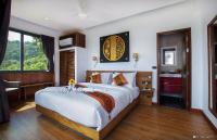 Villa with Sea View - Eliana