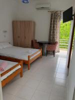 STUDIOS MONA - Bed and Breakfast