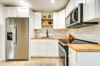 Modern Naples Duplex Home ~ 6 Mi to Beach! - B&B Naples