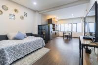 301 Historic building 1Bdrm 1bath AC Rooftop - B&B