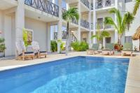 Villa Chica 3 min to Beach, Diving & Restaurants with Pool and private Garden 10 min to Windsurfing & Kitesurfing - Bed and Breakfast Belnem
