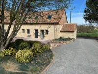 Gîte champêtre aux portes du Mans avec jardin, parking et terrasse - FR-1-410-439 - Chambres d’hôtes