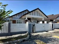 B&B Seremban - Live Well Homestay Senawang - Bed and Breakfast Seremban