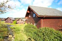 Holiday lodge, on-site watersports, Retallack Resort - B&B