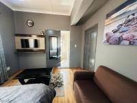 6 the Curve unit 27 - B&B Johannesburg