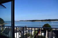 Appartement entièrement rénové avec SUPERBE VUE sur la Baie Sainte-Anne à TREGASTEL - Ref 96 - B&B Trégastel