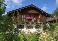 B&B Lenggries - NEU - traumhafte Ferienwohnung mit Bergblick - Bed and Breakfast Lenggries