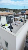 Terrace- Walk to Porta Reale and Cafes - La Casa della Pietra - Near Wine Tasting - Bed and Breakfast Noto