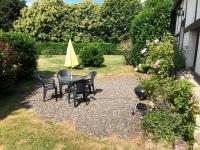 Rose Cottage with seasonal Swimming Pool - B&B
