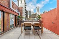 Iconic Warehouse Apartment~CBDEdge~2Bed/2Bath/1Car - Ferienwohnung Brisbane