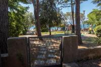 Apartments house Pinezic - B&B Malinska