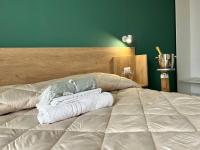 TENUTA PETRONILLA Room - B&B Santa Venerina