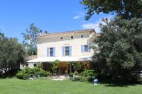 Le Mas des Cerisiers JACUZZI et SAUNA inclus pour tous les logements - Chambres d'hôtes Avignon