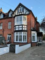 Glenesk No 1 , Woodhall Spa - B&B