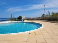 Le Calypso, Magnifique Appartement Piscine et Vue Somptueuse - B&B