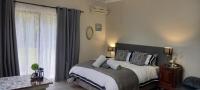 1-On-Scott Garden Suites - Chambres d’hôtes