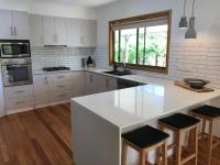 Seasons on Mystic - B&B Bright