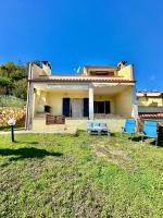 Villa Vista Mare con giardino - Chambres d’hôtes