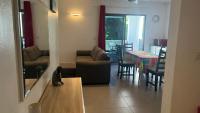 Apartment mit 2 Schlafzimmern und Balkon