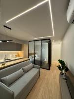 Nomad Stay Apartments - Bed and Breakfast Durrës