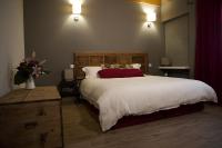 Chambre Double ou Lits Jumeaux - Accessible aux Personnes à Mobilité Réduite