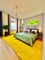 B&B Oldenburg - Geräumiges City-Apartment mit 2 Badezimmer und Parkplätzen D46-OG - Bed and Breakfast Oldenburg