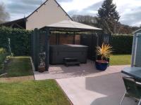 6bis rue de la boussaquiere st broladre - B&B Saint-Broladre