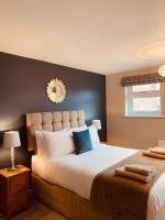 2 bedroom house walking distance to city centre WITH FREE PARKING - Chambres d'hôtes York