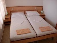 One-Bedroom Apartment with Sofa Bed and Sea View (6 Adults)