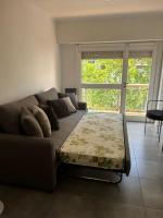 Zona Guemes 1 ambiente a la calle - B&B Mar del Plata