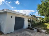 Drift House - 4Bed 3Bath Private Pool House - B&B