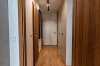 Luxury city center apartment - parking included - Chambres d’hôtes Košice