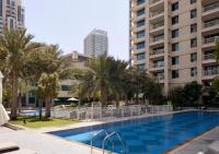 The Signature Burj Khalifa View Residence with Terrace - B&B Dubai