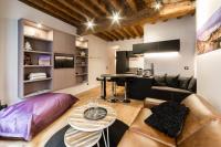 Beau bijou au coeur du Vieux Lyon AIL - B&B