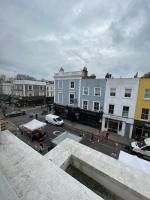 B&B London - Stunning Portobello Road flat - Bed and Breakfast London