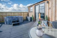 B&B Saundersfoot - Willows Rest - 1 Bed Shepherds Hut - Pentlepoir - Bed and Breakfast Saundersfoot