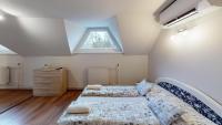 Triple Room with Shared Kitchen - Loft