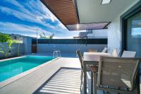 Casa Oliva City 2 with Pool & Sauna & Jakuzi & BBQ - B&B Fethiye