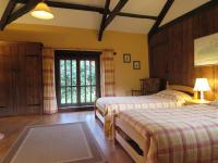 B&B Crediton - Combe Lancey Farmhouse B&B - Bed and Breakfast Crediton