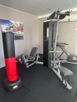 5 minute walk to the Stadium!! Taylord Holiday Homes and Apartments - B&B