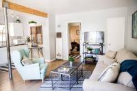 Seaside Bliss -Downtown! Beach! ConvCenter! Bikes! - B&B