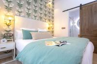 One-Bedroom Apartment with Terrace