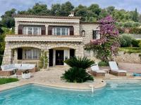 Sea View Villa in the French Riviera - B&B
