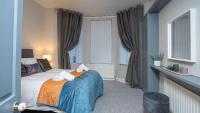 B&B Belfast - 1 BDR apartment at QUEENS UNI by Belfast City Breaks - Bed and Breakfast Belfast