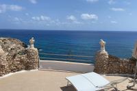 Villa a picco sul mare - Cala Creta - B&B