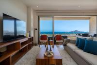 Stunning 2BR Ocean View Condo at Vista Vela II - Ferienwohnung