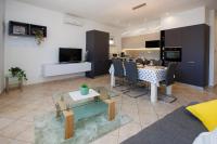 Apartamento con terraza